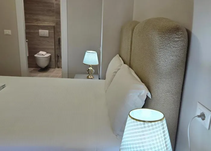 Miku Apartment-modern 2bedroom In Prime Location 地拉那