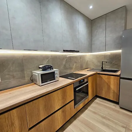 Apartamento Miku Apartment-modern 2bedroom In Prime Location *