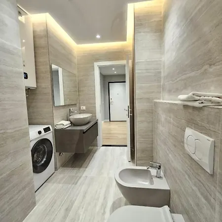 Appartamento Miku Apartment-modern 2bedroom In Prime Location